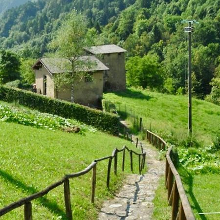 Appartamento Panoramico Casa Gerro Averara Exterior foto